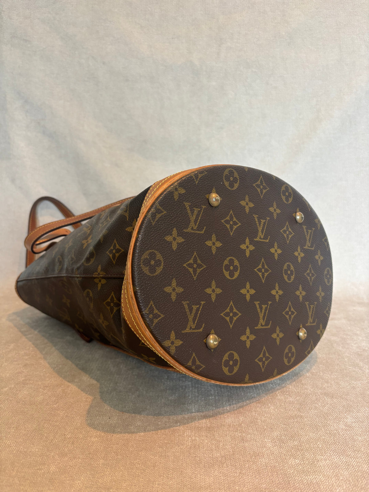 Louis Vuitton Bucket GM