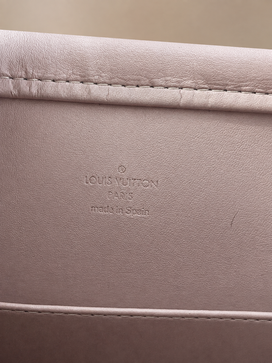 Louis Vuitton Vernis Colombus