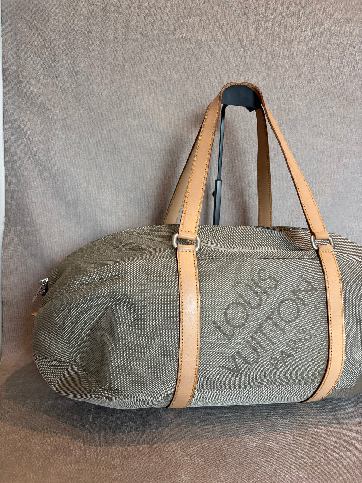 Louis Vuitton Attequant reistas