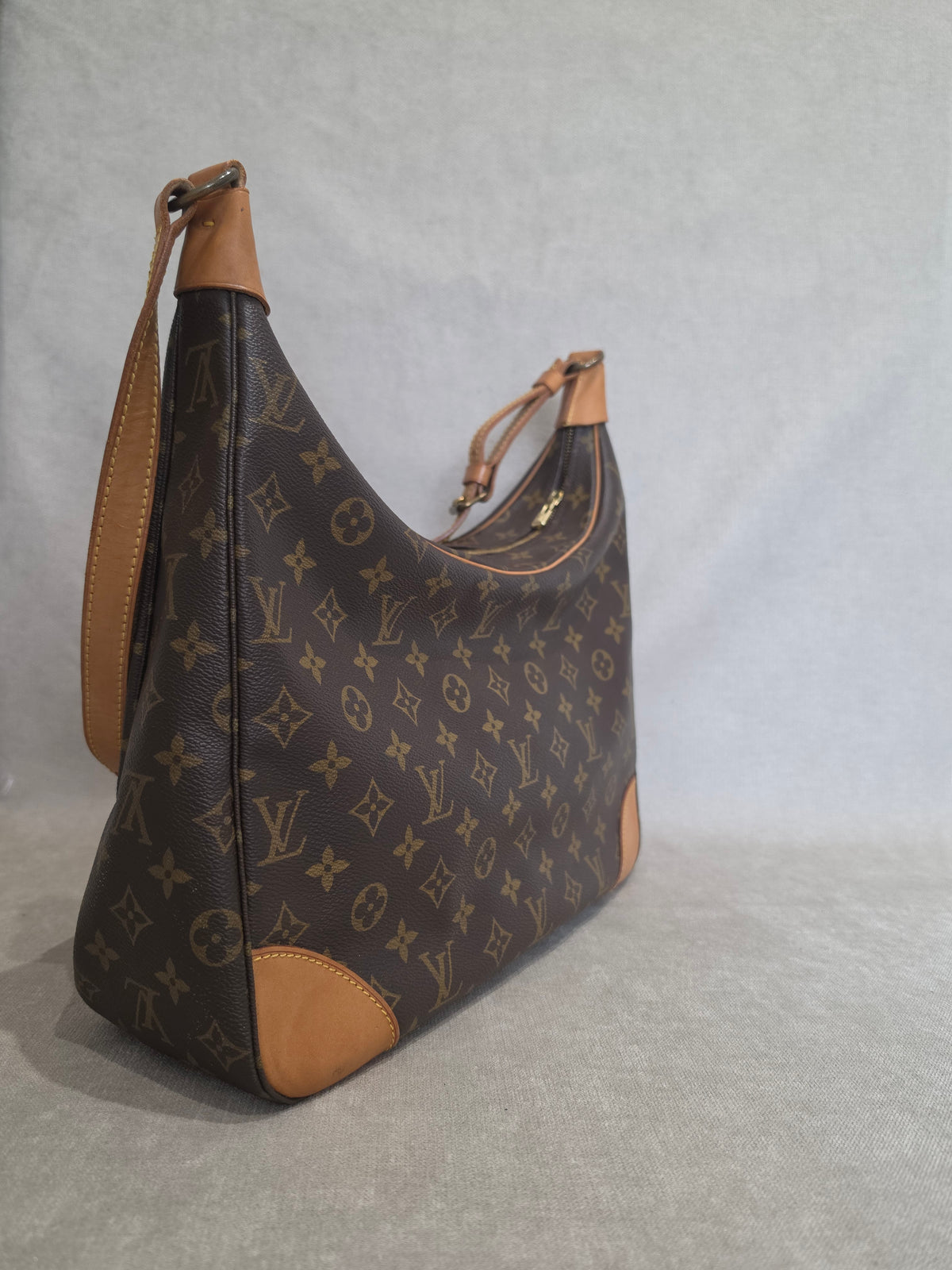 Louis Vuitton Boulogne 35