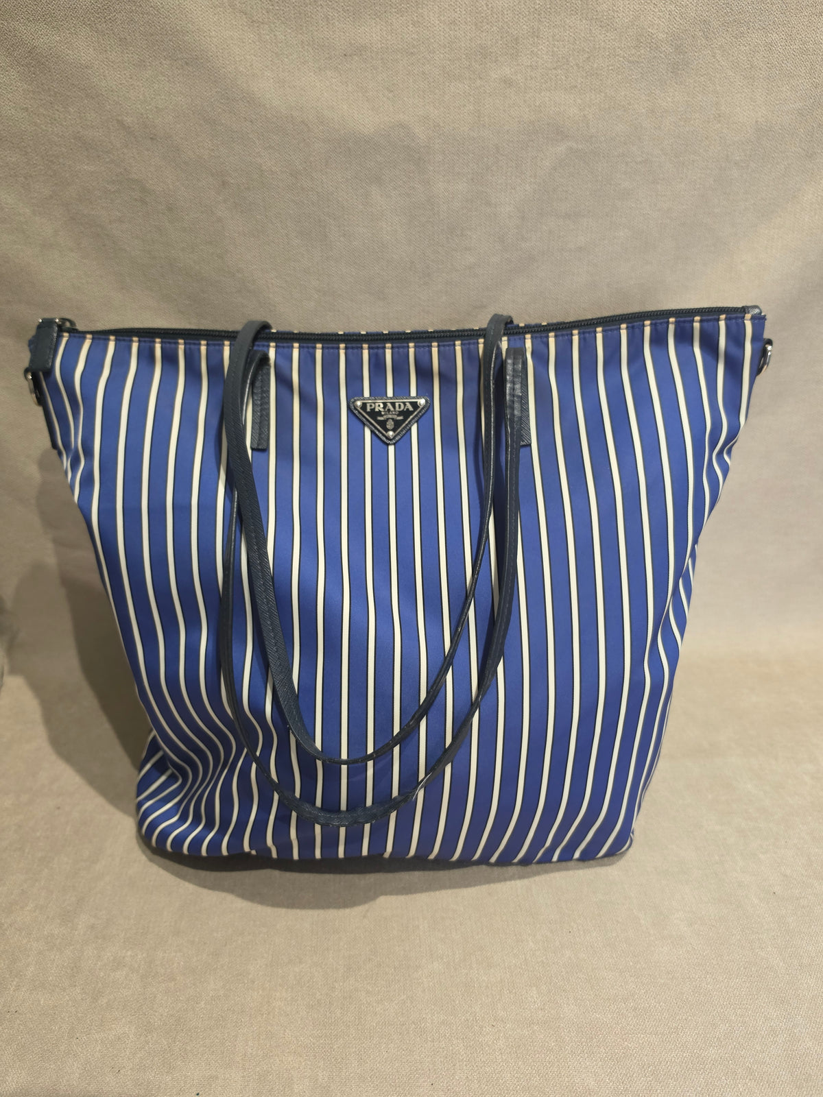 Prada Tas